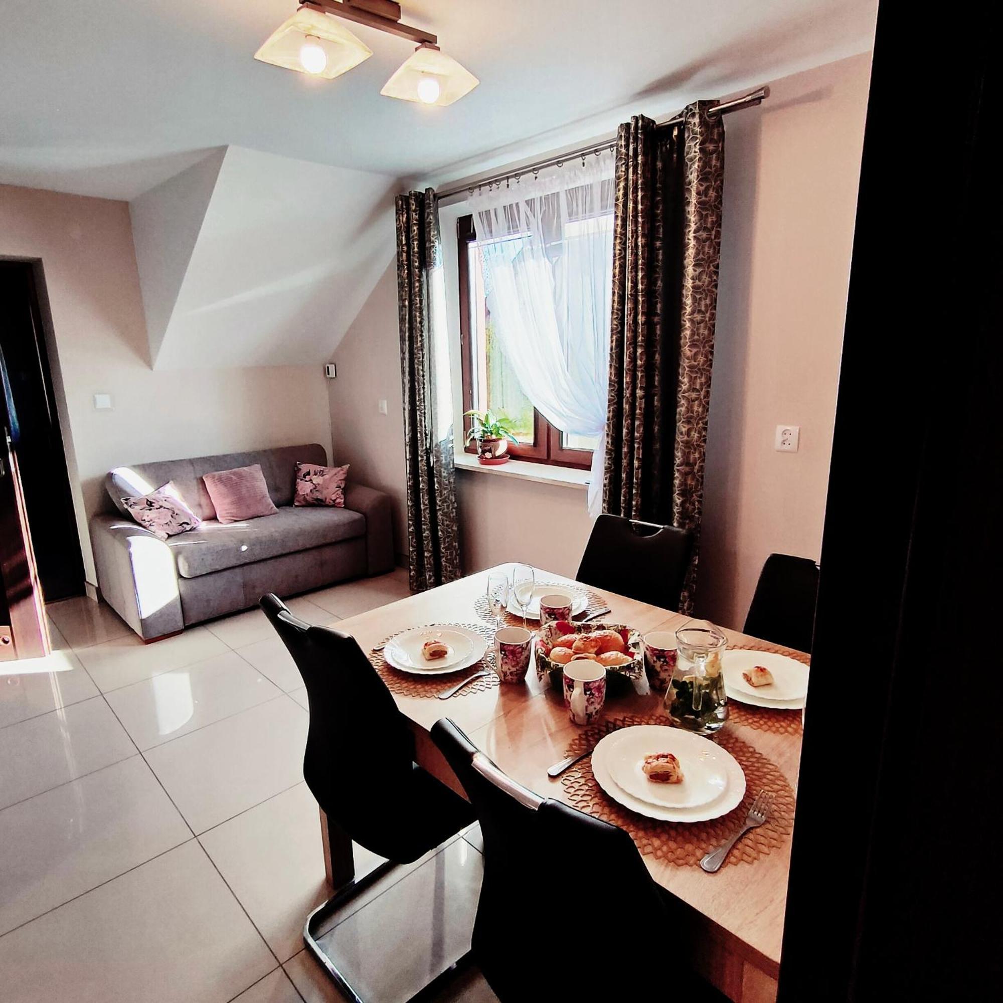 Apartamenty U Maksa Krzywcza Ngoại thất bức ảnh