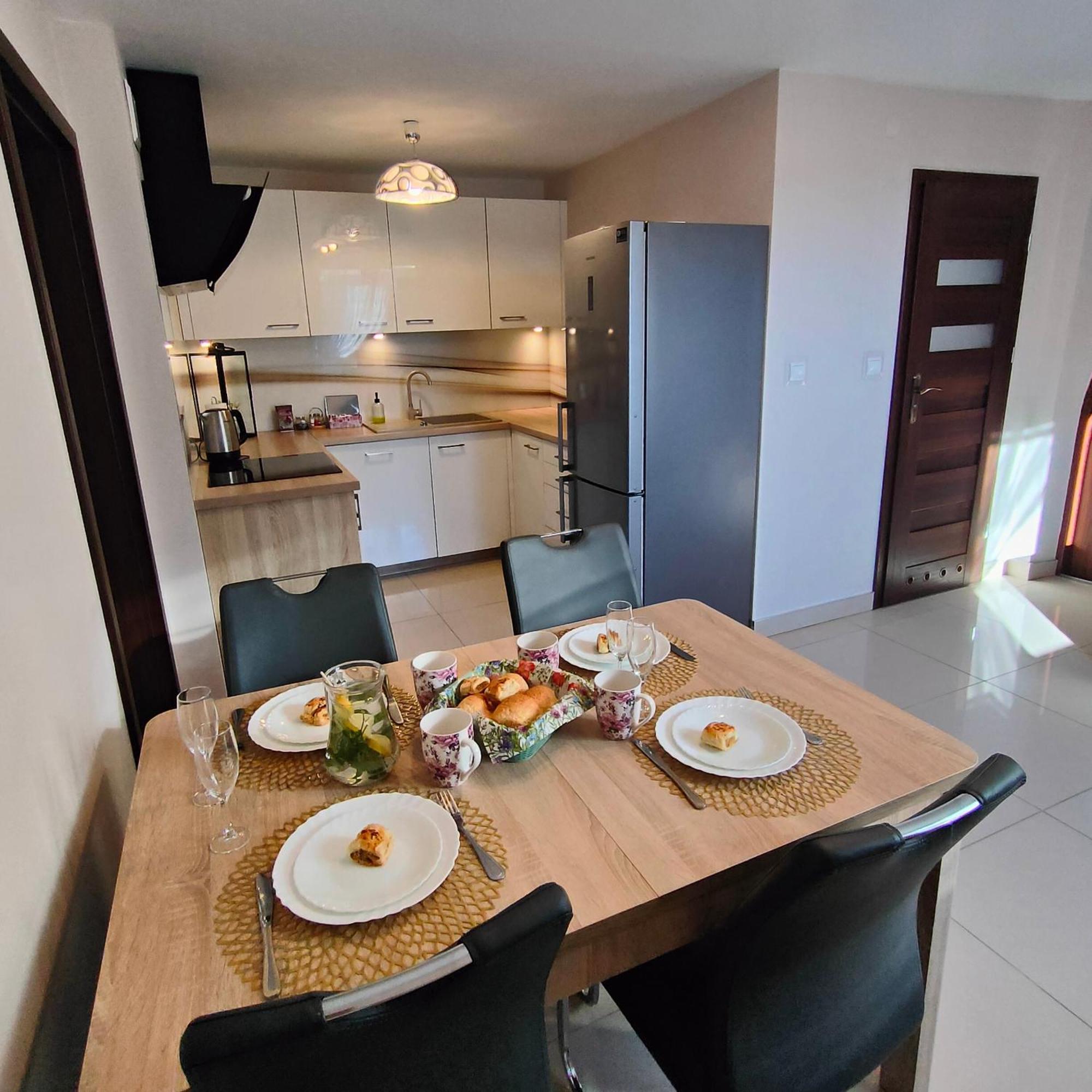 Apartamenty U Maksa Krzywcza Ngoại thất bức ảnh